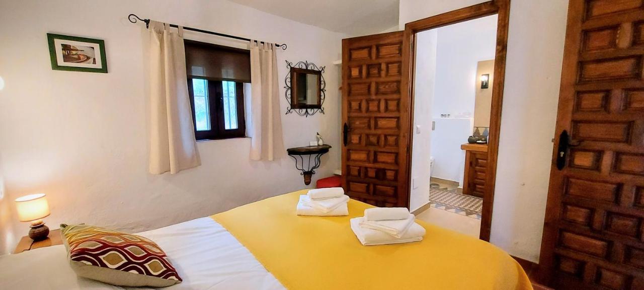 Finca La Meica Bed&Breakfast Casabermeja Ngoại thất bức ảnh